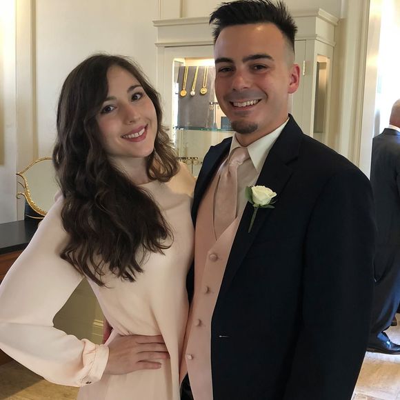 Meet your Posher, Casey - Picture 1 of 1